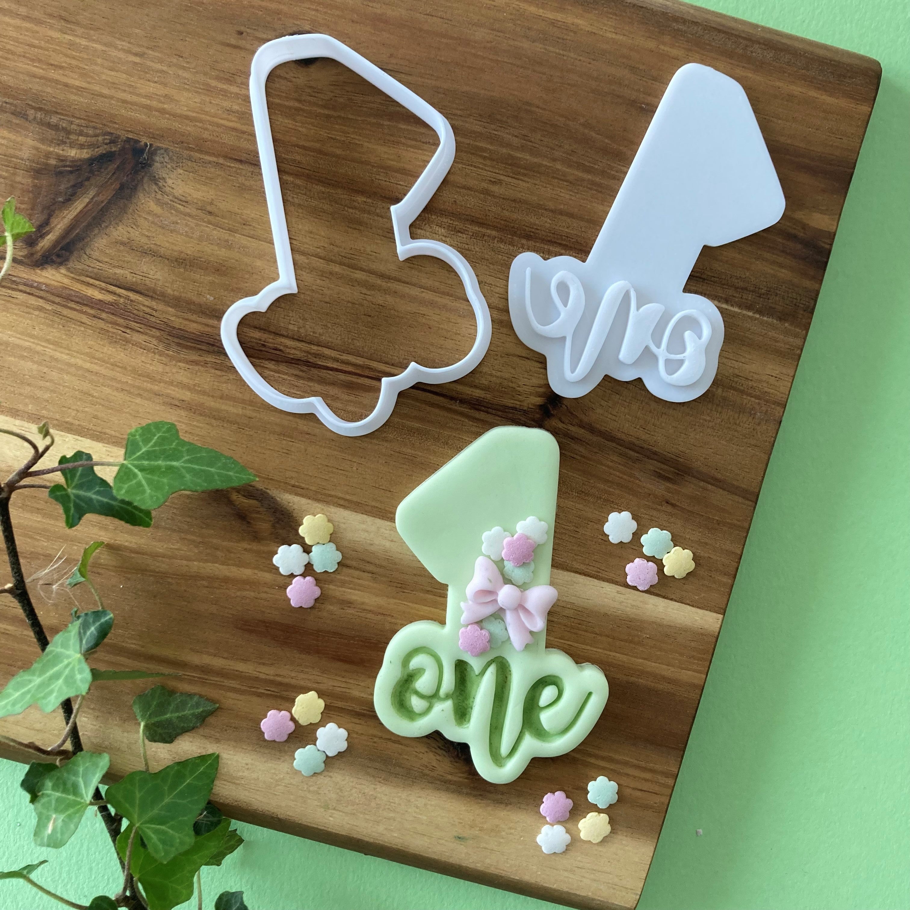 Banner Compleanno Tema Biscotti E Mostro - Decorazioni Per 1° Festa Bambini Con Striscione Latte E Biscotti - Cartoncino Di Qualità