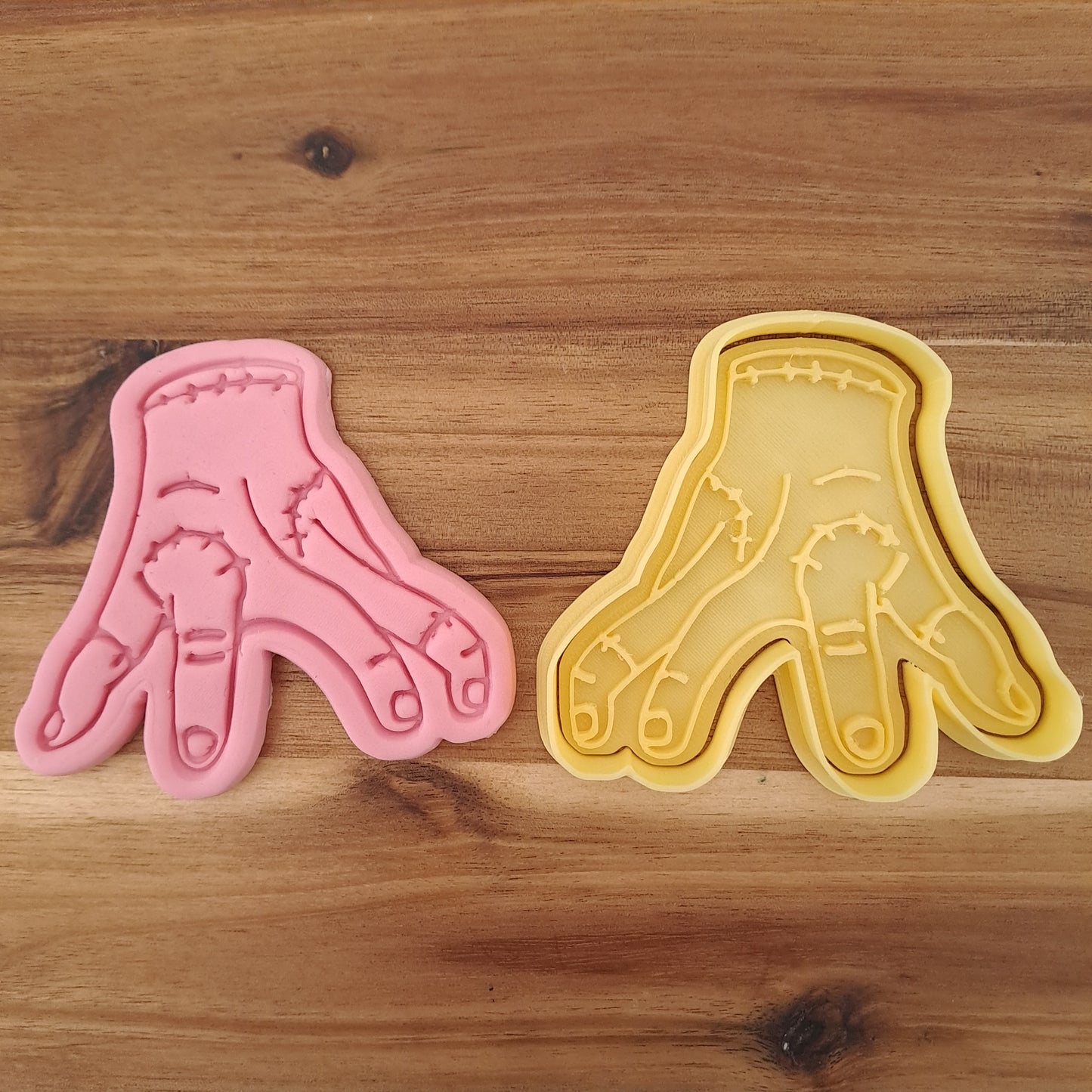 Addams Hand - Addams Family - Cookie cutter - Cookie cutter - Formina