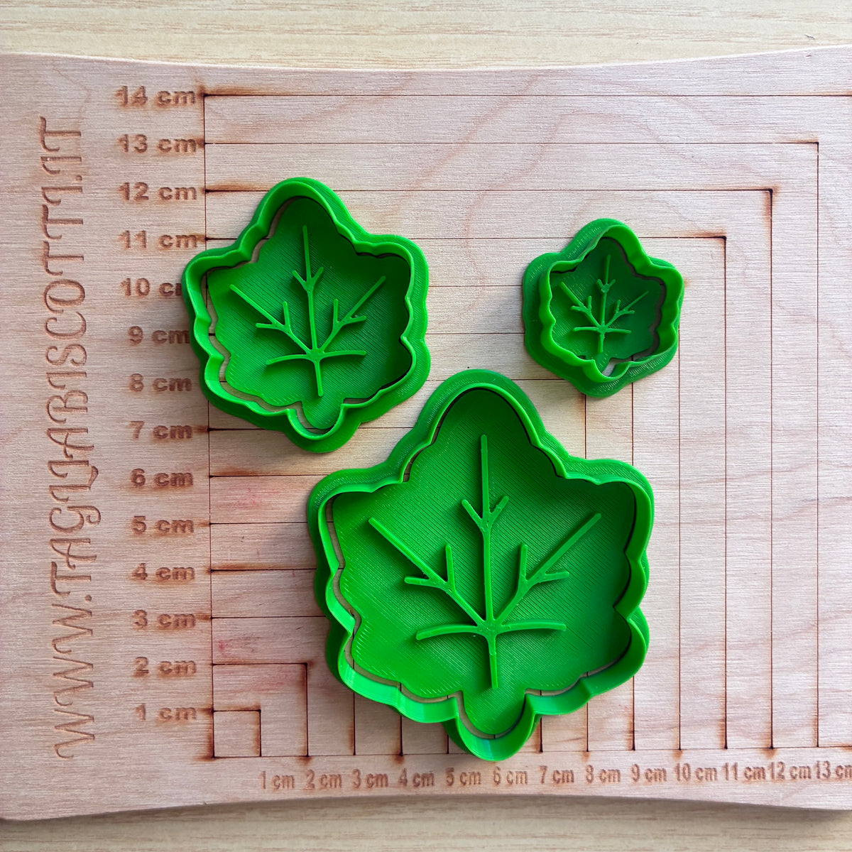 Set Tagliabiscotti Foglie di Acero con Venature – Biscotti Autunnali - 3cm - 5cm - 7,5cm