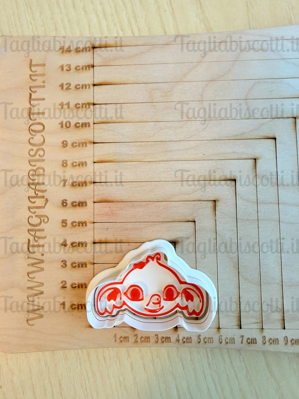 Tagliabiscotti Bin g Personaggi solo viso misura piccola (da 3 a 5cm), per cupcake o creamtart