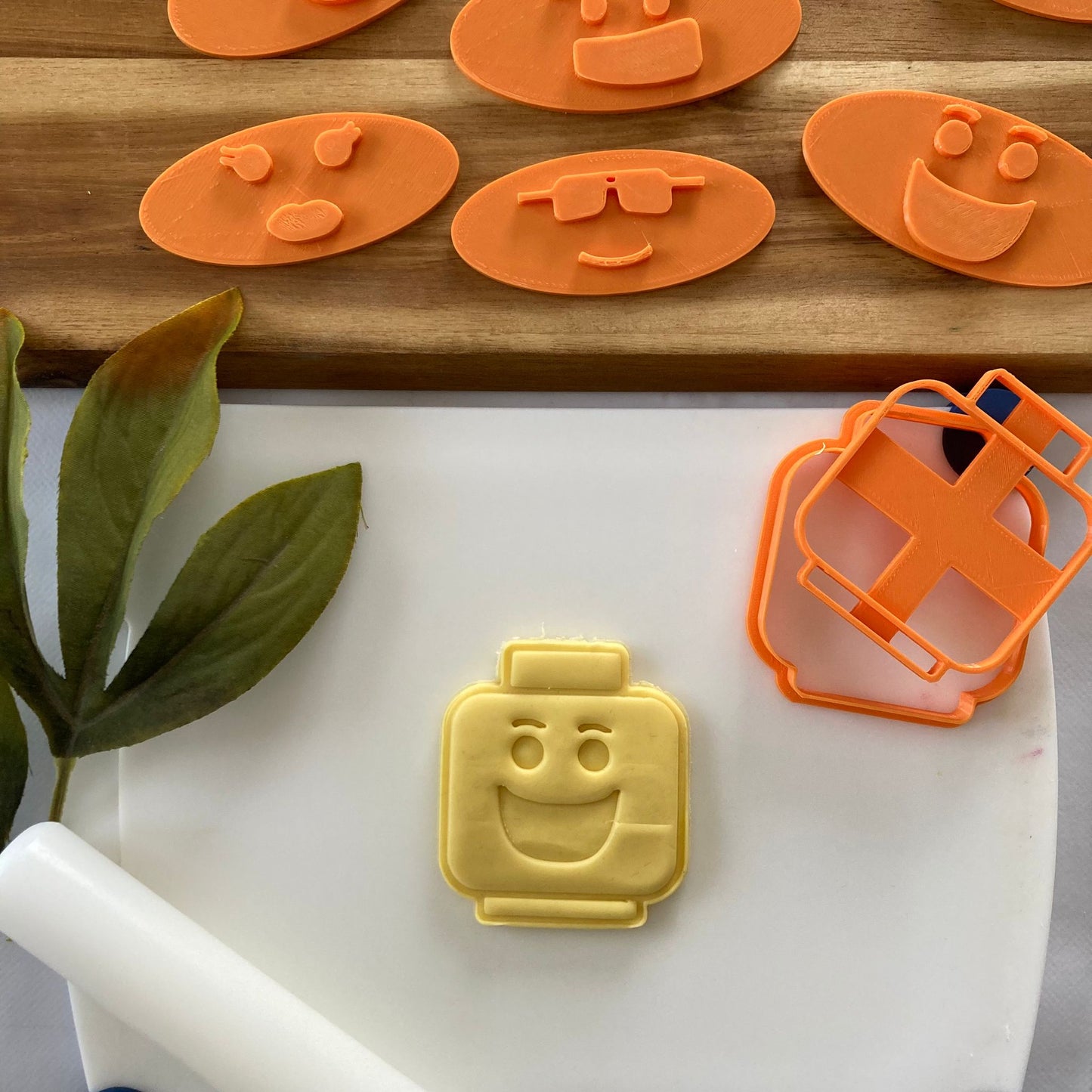 Lego Little Man Head with 8 interchangeable faces - Cookies Cutter - Mold - Mould
