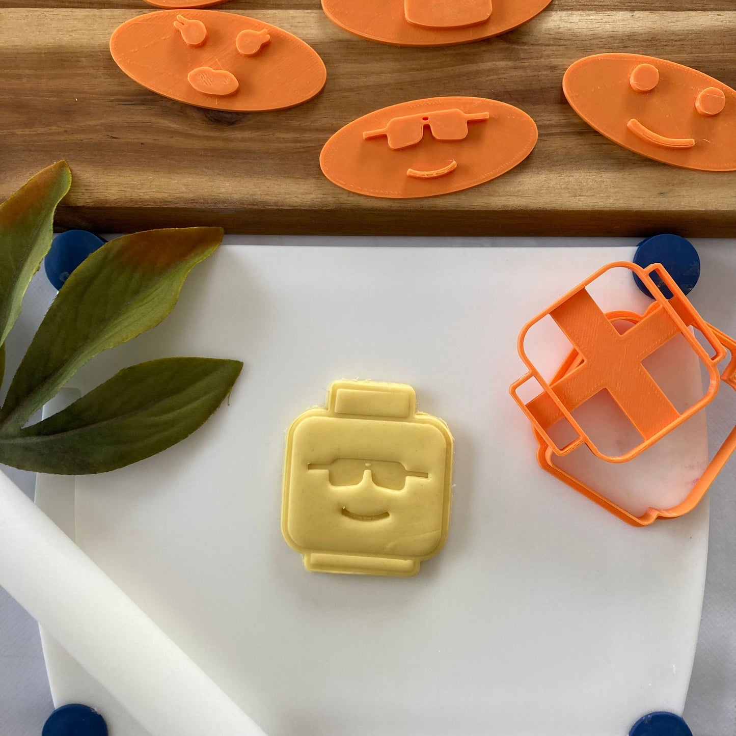 Lego Little Man Head with 8 interchangeable faces - Cookies Cutter - Mold - Mould