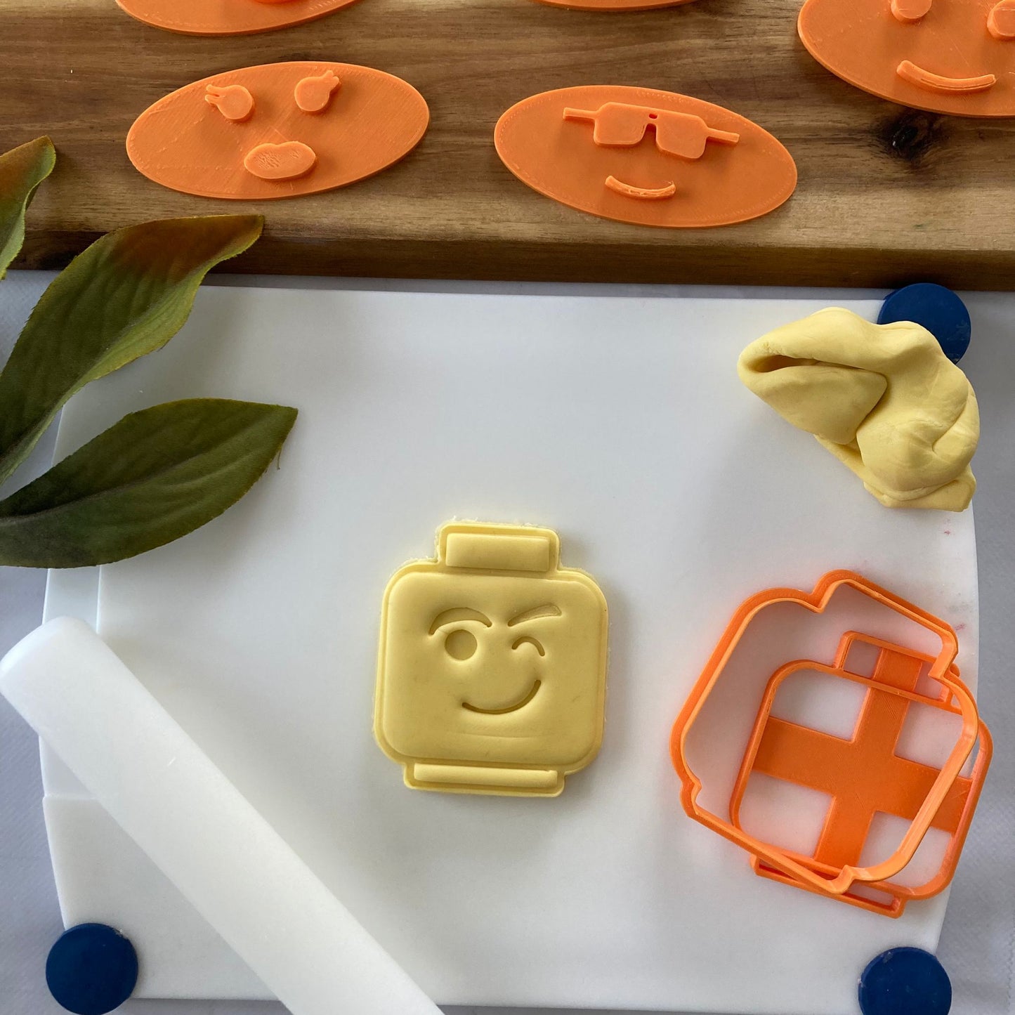 Lego Little Man Head with 8 interchangeable faces - Cookies Cutter - Mold - Mould