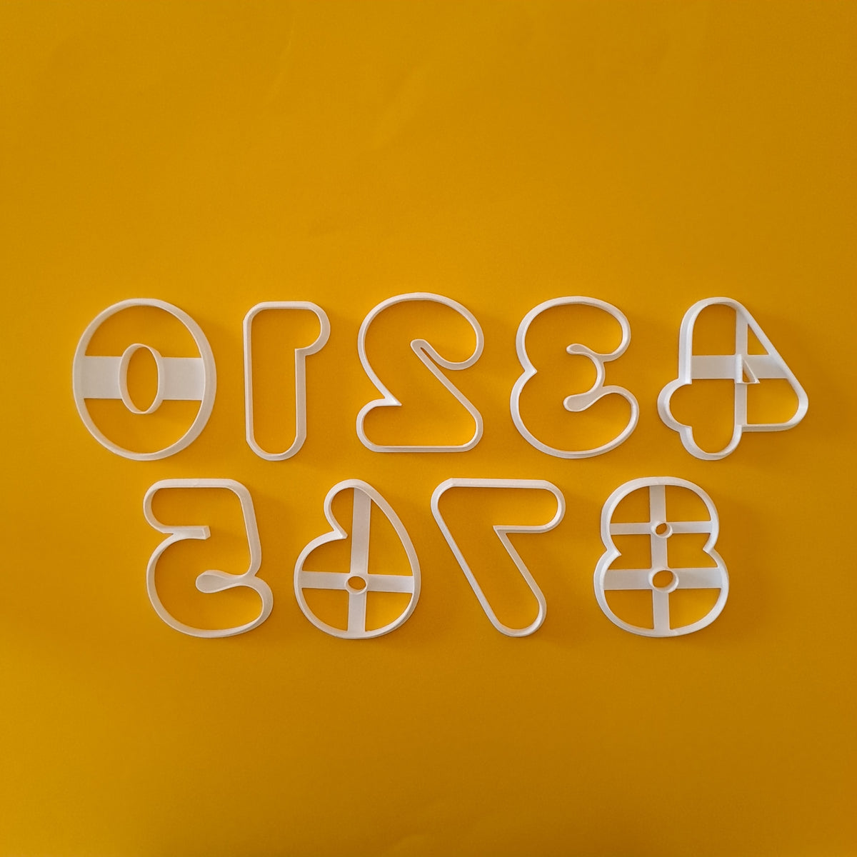 Números Mod.8 - 0 - 9 - Cortadores de galletas - Moldes - Altura del número: 8cm