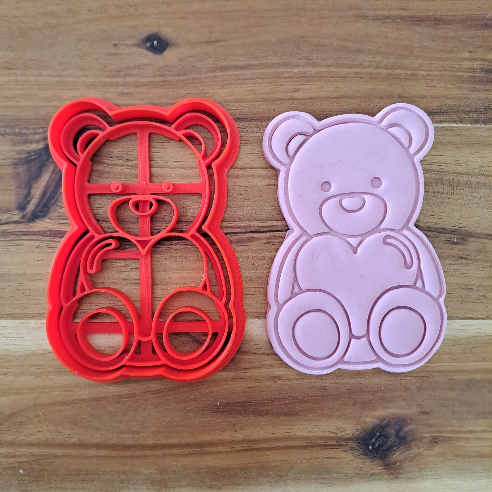Wilton Metal Cookie Cutter Set 4 Per Pkg Love Wilton Metal Cookie Cutter Set 4 Per Pkg Love