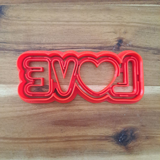 Tagliabiscotti Scritta LOVE 9cm - Amore Love - Cookie cutter - Stampo per biscotti o decorazioni in pasta di zucchero