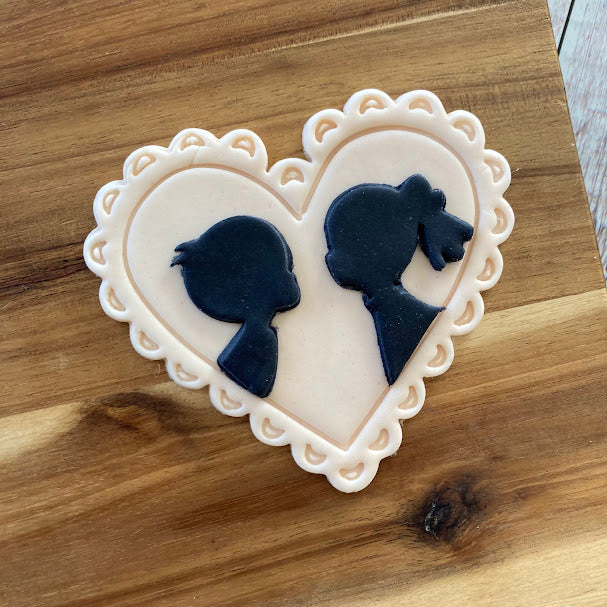 Set cuore ondulato con siluette di innamorati tagliabiscotti cookie cutter San Valentino
