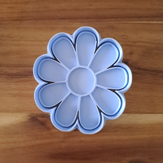 Emporte-pièce Fleur Mod.11 - Dimensions de 5cm à 14cm - Hauteur 1cm