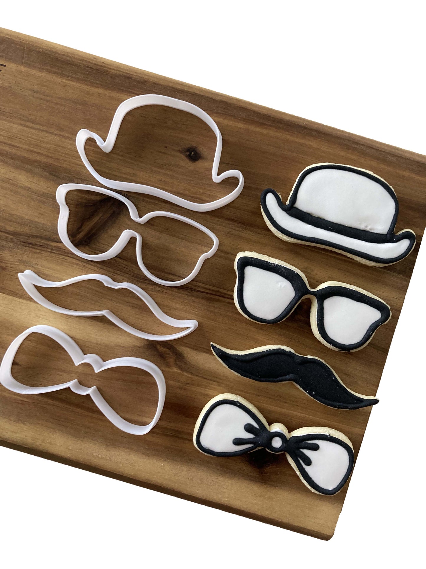 Set emporte-pièce fête des pères - Chapeau - Lunettes - Moustache - Noeud papillon - Emporte-pièce - Emporte-pièce