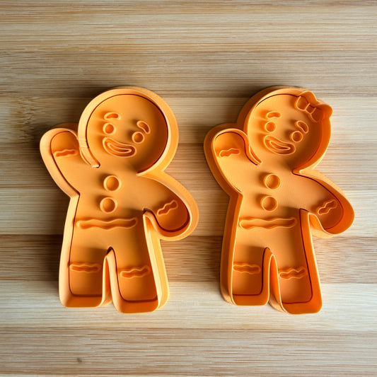 Lebkuchen-Ausstechform-Set – Lebkuchenmännchen und Lebkuchenfrau mit Schleife – 9 cm