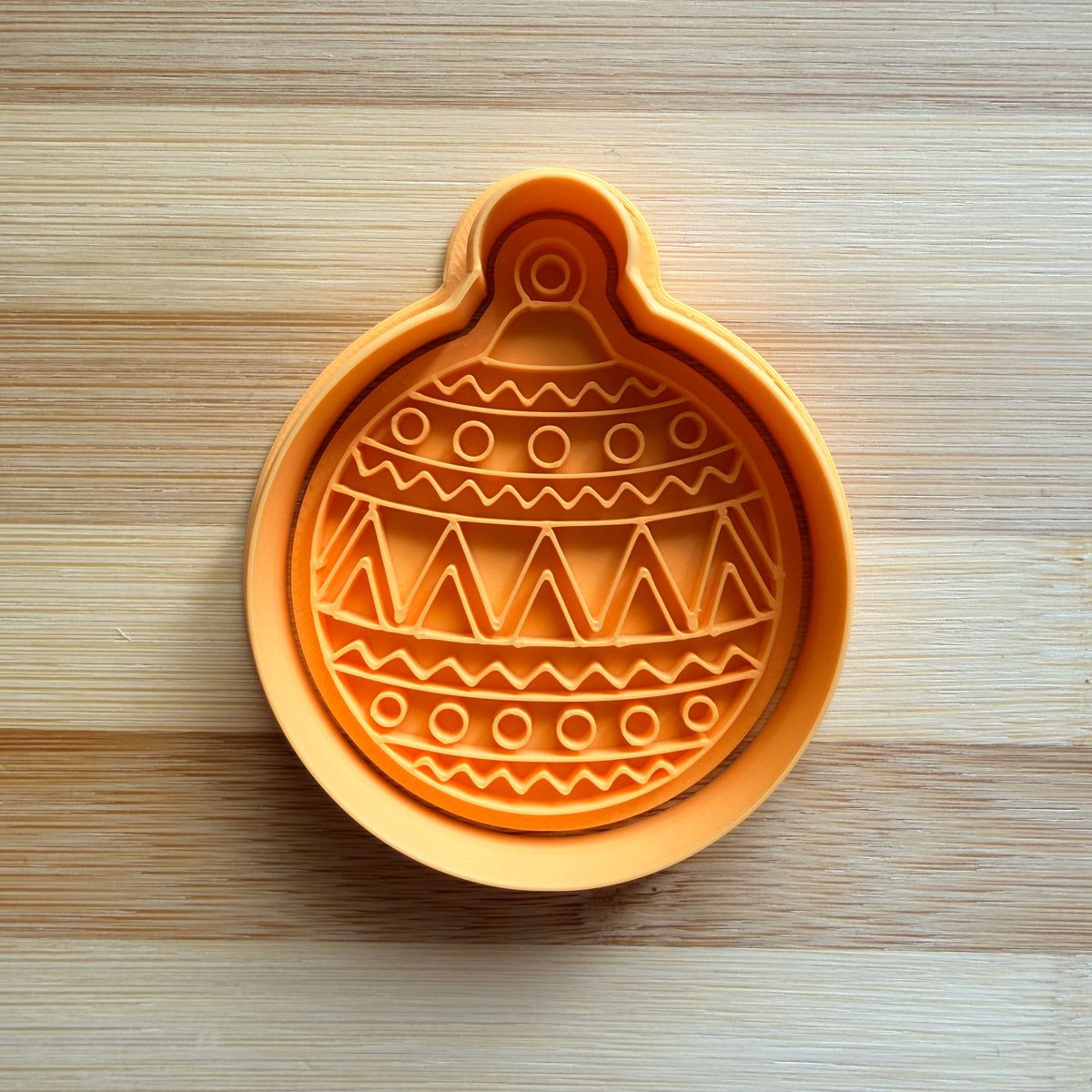 Boule de Noël Mod.2 - Emporte-pièce - Formina - Moule pour biscuits ou décoration de gâteaux