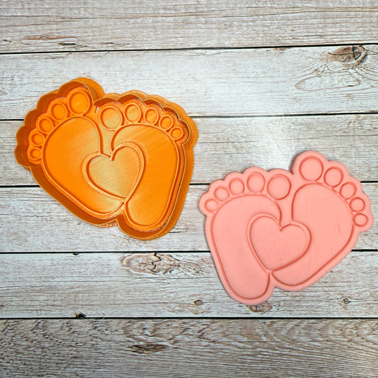Tagliabiscotti Piedini bambino con cuore - Cookies cutter - misure a scelta