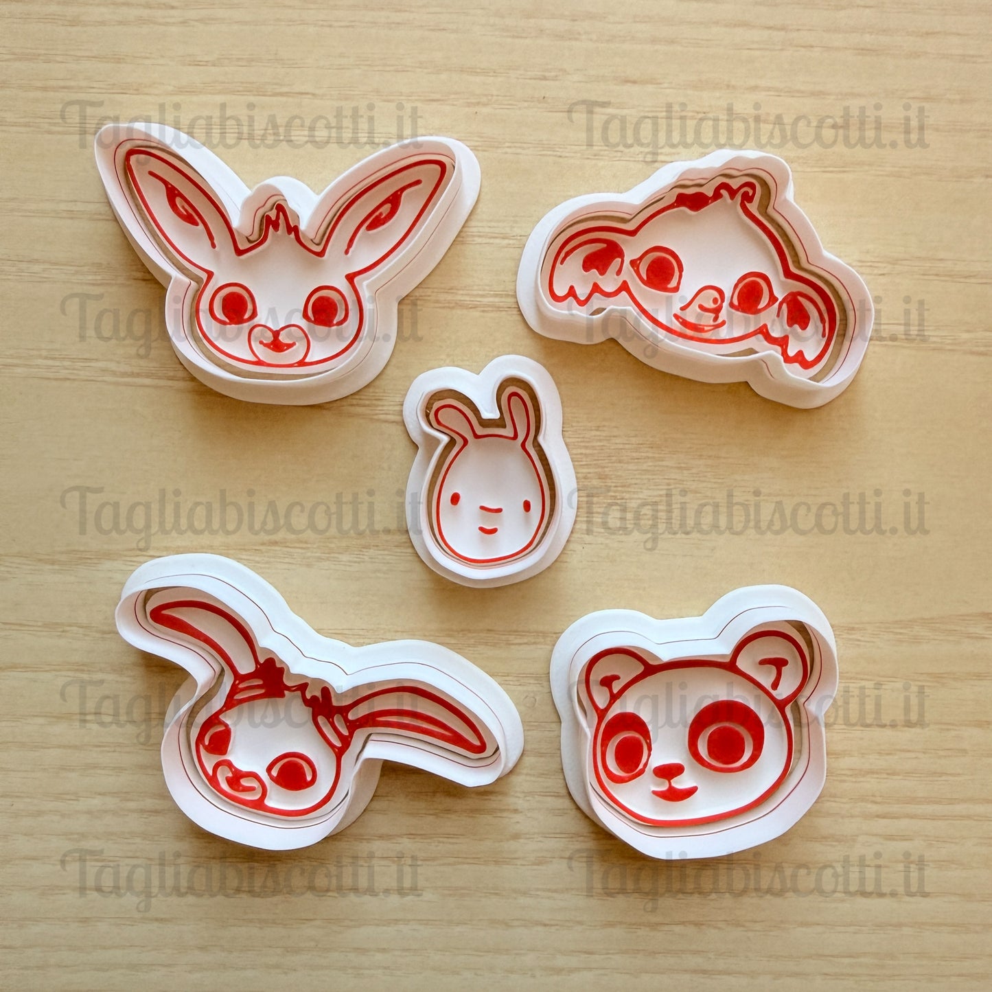 Tagliabiscotti Bin g Personaggi solo viso misura piccola (da 3 a 5cm), per cupcake o creamtart