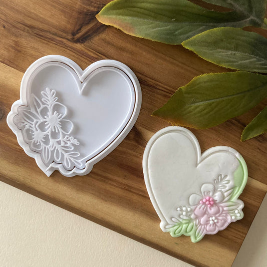 Heart-shaped Floral Frame Mod.1 - Cookies Cutter - Mold - Mold