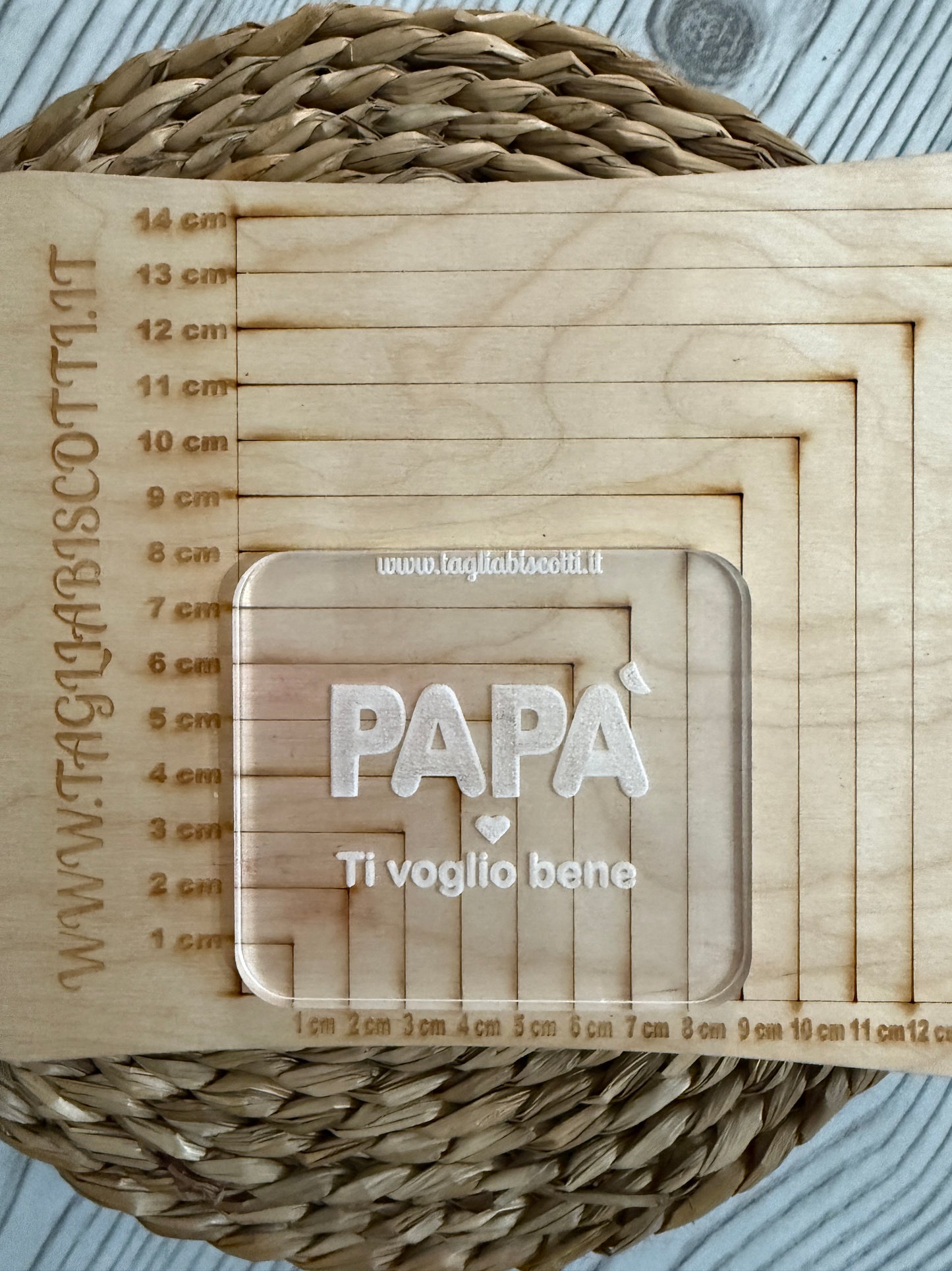 Stampo in Acrilico Outbosser "Papà ti voglio bene" - Festa del Papà - Cookies cutter - Formina / Stampo per biscotti o decorazione dolci da 8cm