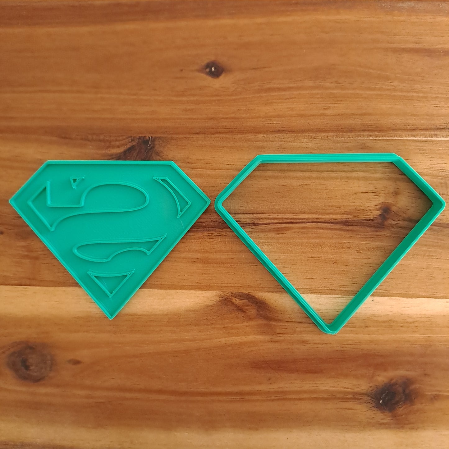 Tagliabiscotti Super uomo - Stemma - Cookies Cutter - Formina