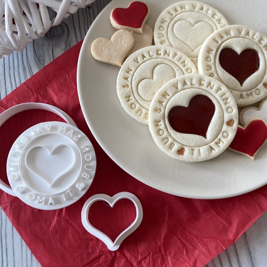 Emporte-pièce Saint Valentin - Chiot avec enveloppe postale - Emporte-pièce - Moule pour biscuits ou décorations en pâte à sucre