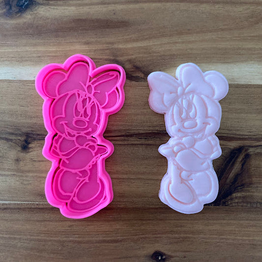 Minnie Mouse entière - Mickey Mouse - Mickey Mouse - Emporte-pièce - Emporte-pièce - Forme - 9cm