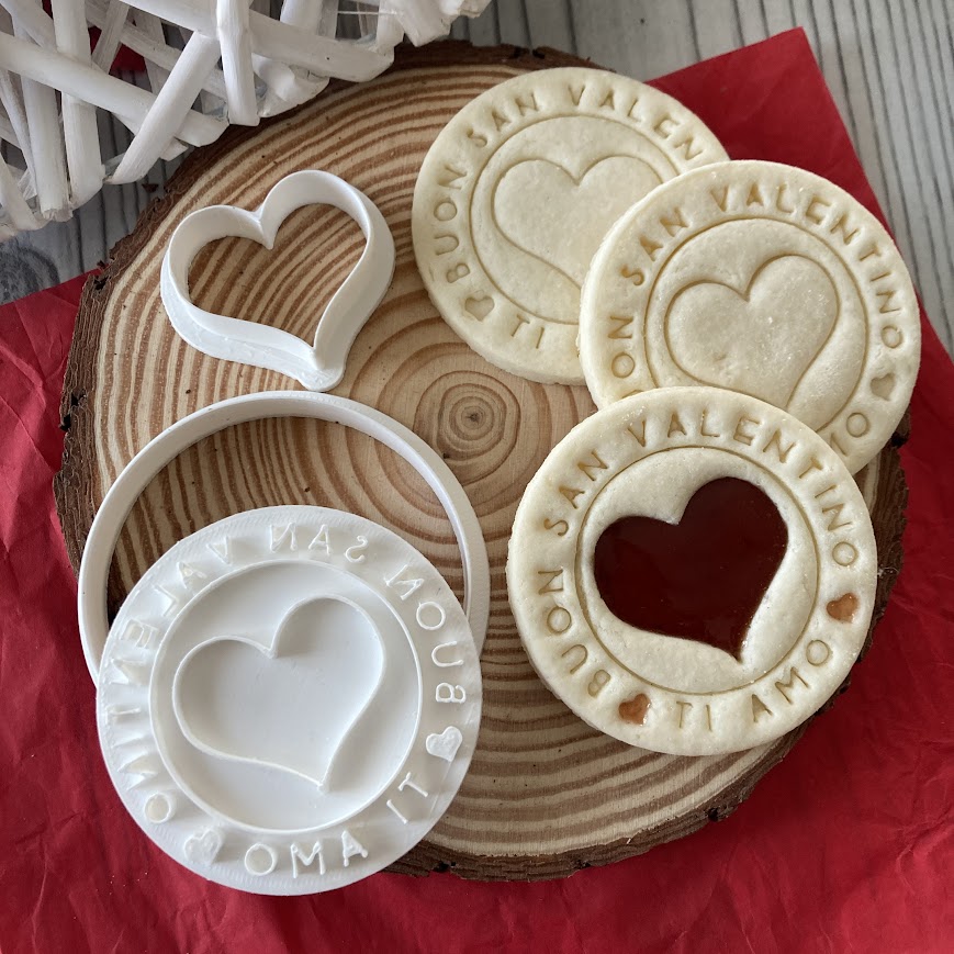 Emporte-pièce Saint Valentin - Chiot avec enveloppe postale - Emporte-pièce - Moule pour biscuits ou décorations en pâte à sucre